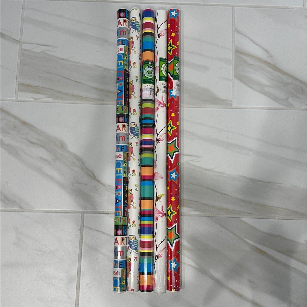 Jillson & Robert’s Colorful Party Wrapping Paper Set